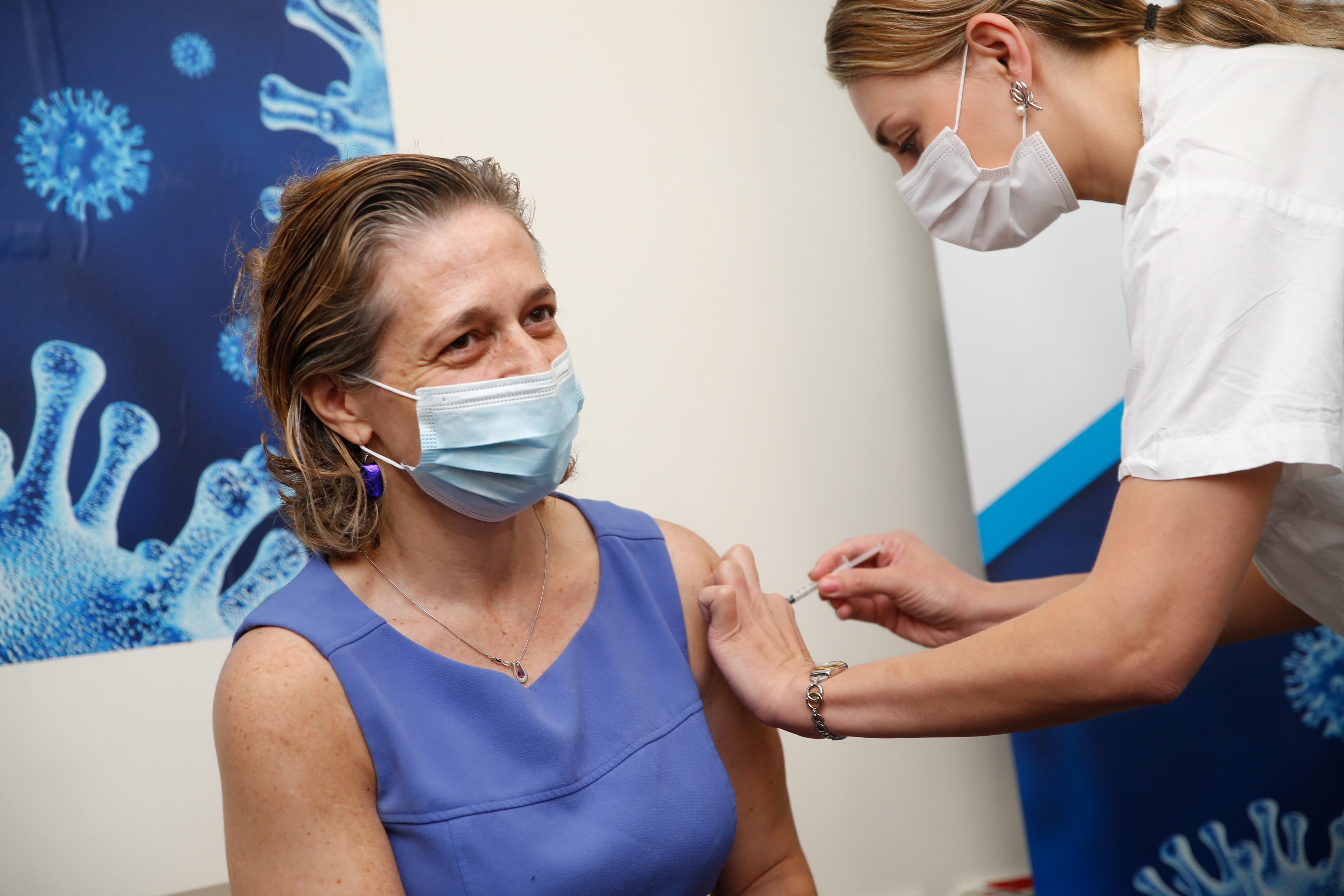 QR-код и государственный реестр: как в Украине будут выглядеть "паспорта" вакцинации QR-код и государственный реестр: как в Украине будут выглядеть "паспорта" вакцинации