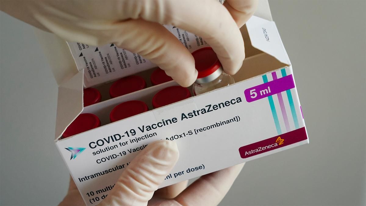 10 країн Європи обмежили вакцинацію препаратом AstraZeneca