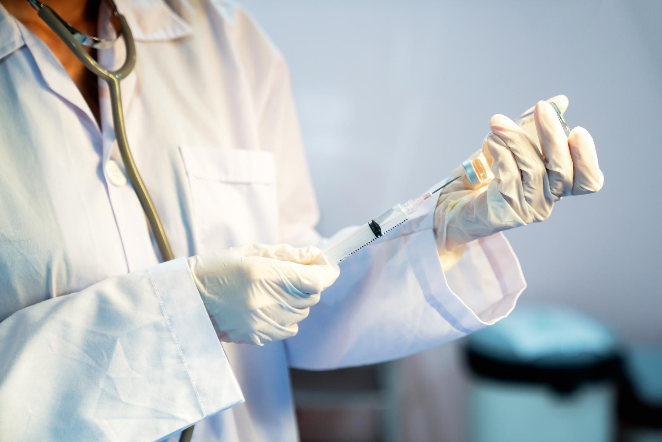 В Украине вакцинировалось 38 237 человек против коронавируса: статистика за сутки
