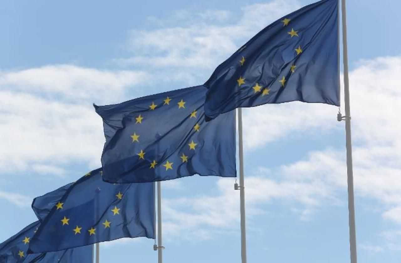 Странам ЕС хотели продать несуществующие COVID-вакцины на 14 миллиардов евро