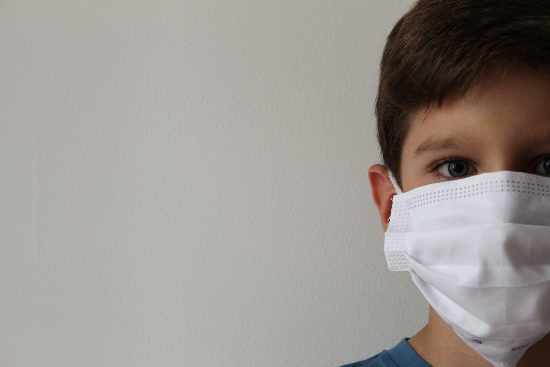 Як діти підвищують ризики коронавірусу у дорослих 