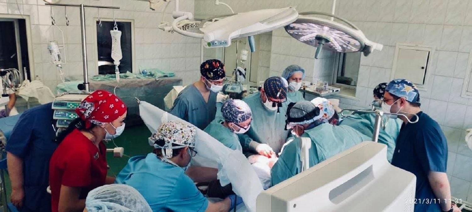 Впервые в Охматдете провели трансплантацию почек