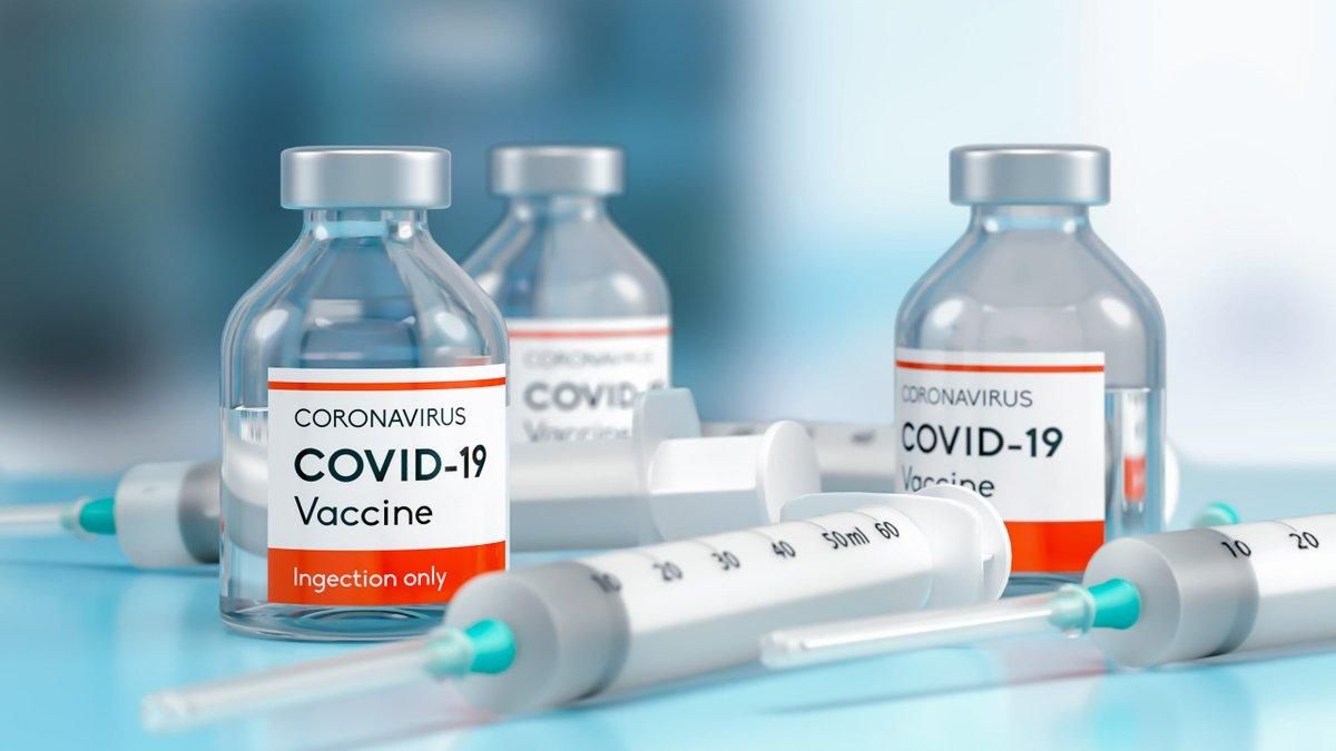 Зеленський чи Степанов: кого українці вважають відповідальним за вакцинацію Зеленський чи Степанов: кого українці вважають відповідальним за вакцинацію