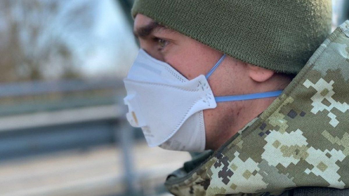 У ЗСУ 9 квітня 2021 від коронавірусу помер працівник У ЗСУ 9 квітня 2021 від коронавірусу помер працівник