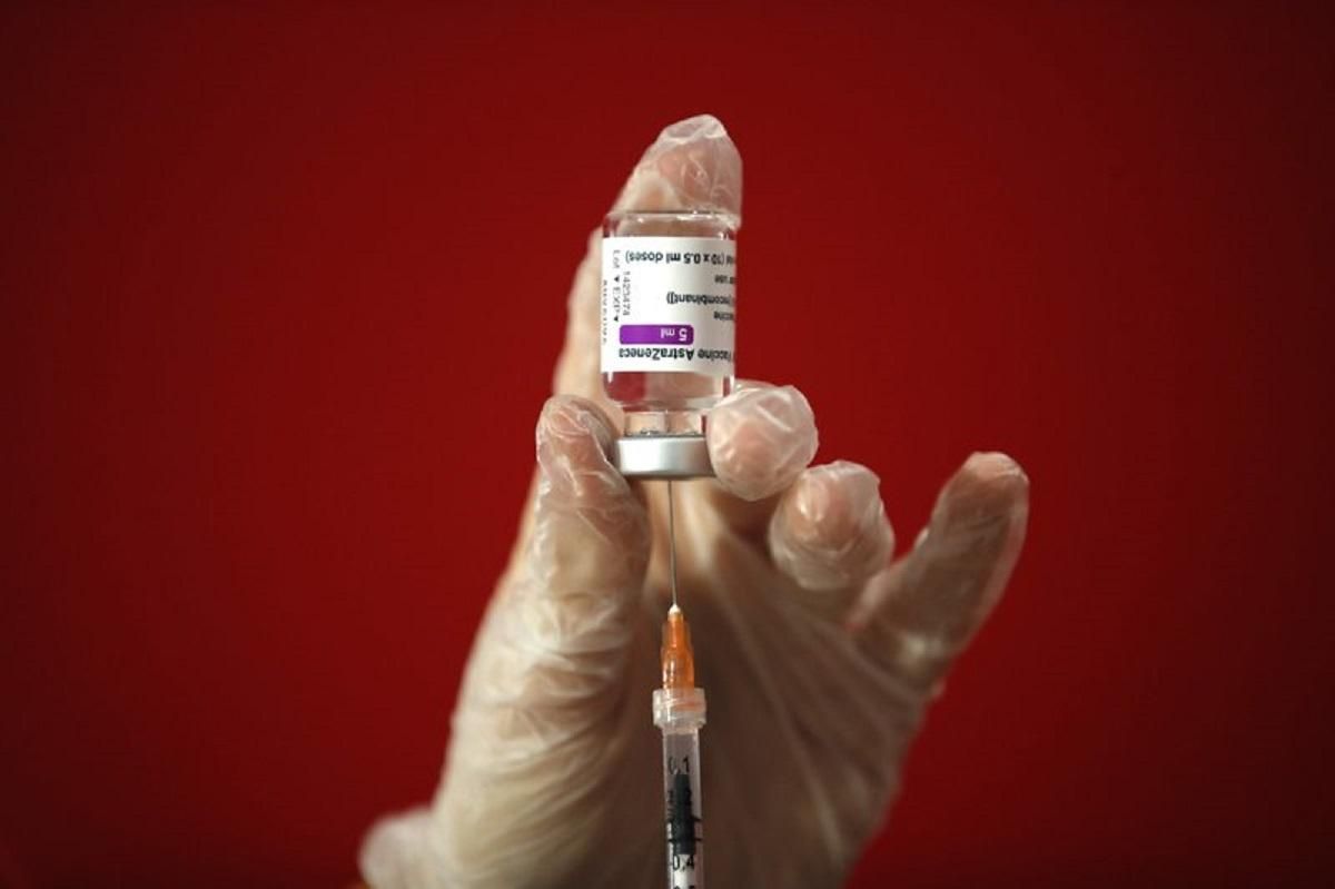 Данія хоче назавжди відмовитись від використання вакцини AstraZeneca