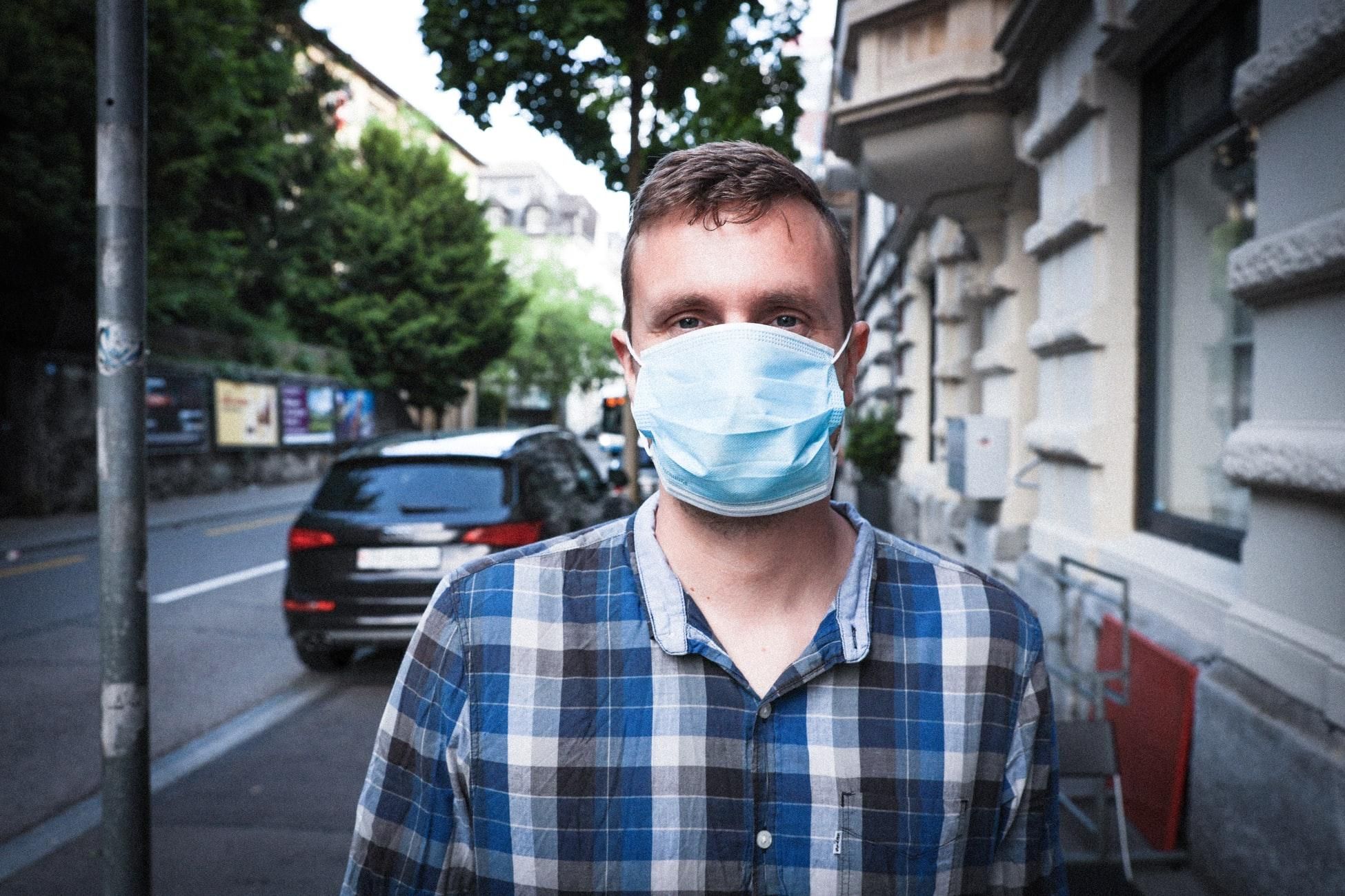 Австриец намеренно заразил бывшую коронавирусом: его наказали