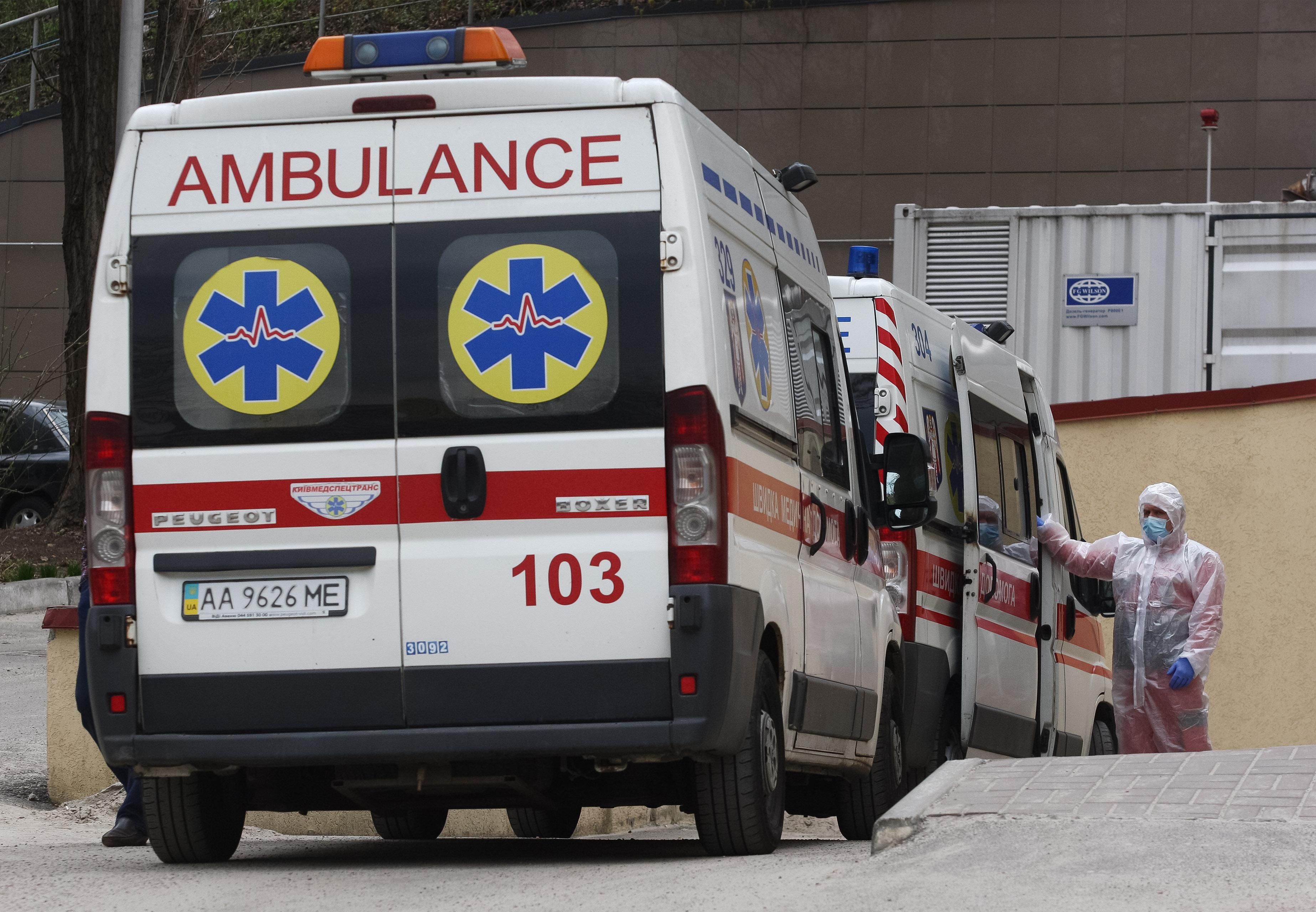 В Україні за добу виявили нових 2 608 випадків зараження COVID-19: статистика В Україні за добу виявили нових 2 608 випадків зараження COVID-19: статистика