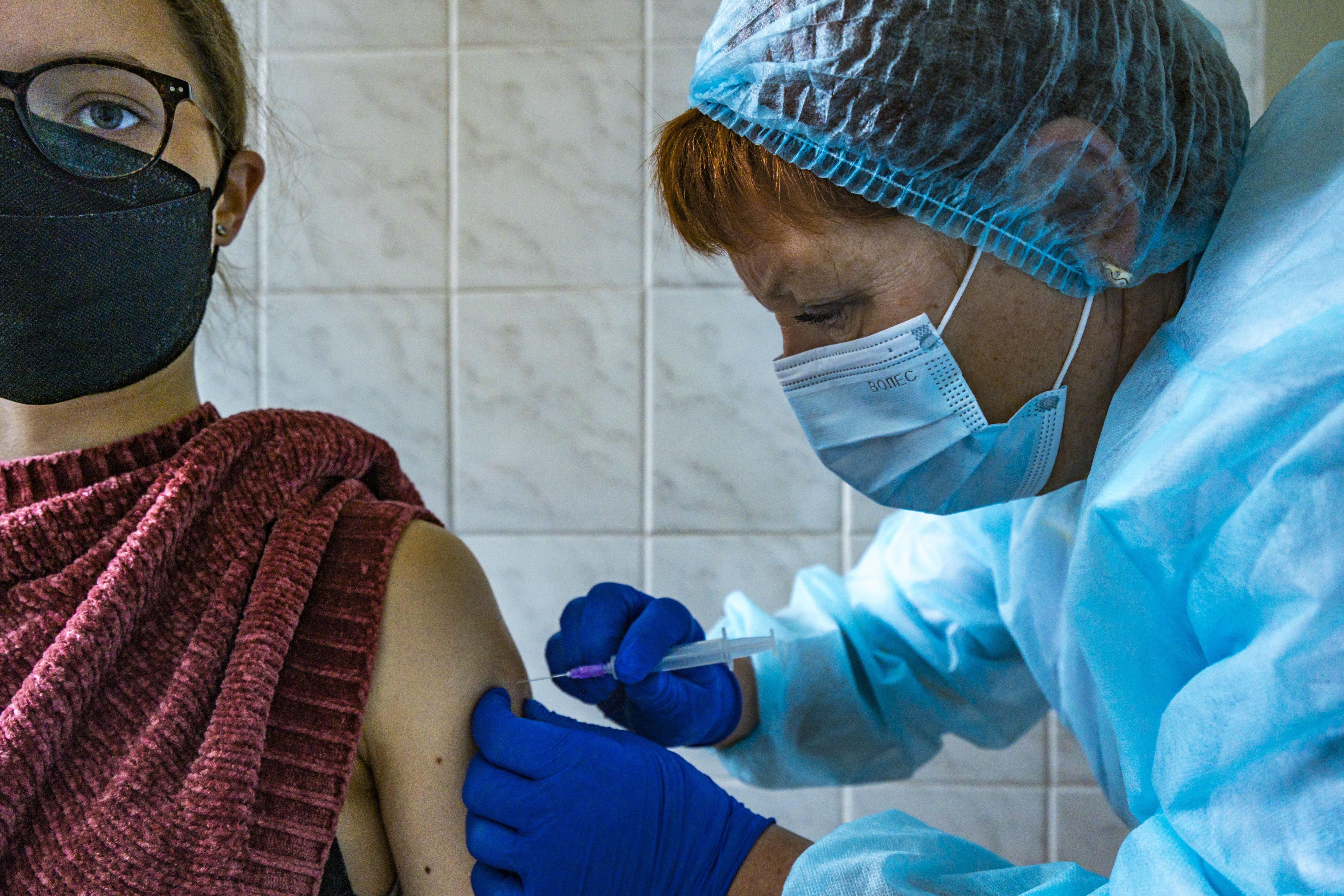 В Киеве и Львове стартовала вакцинация записанных через Дию: фото