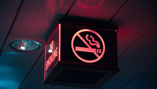 Заборона куріння електронних сигарет у громадських місцях: у Раді ухвалили законопроєкт