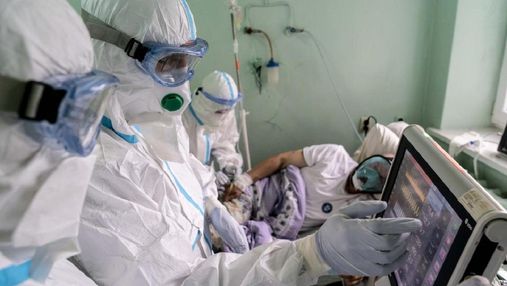 За добу в Україні виявили майже 2 тисячі хворих на COVID-19
