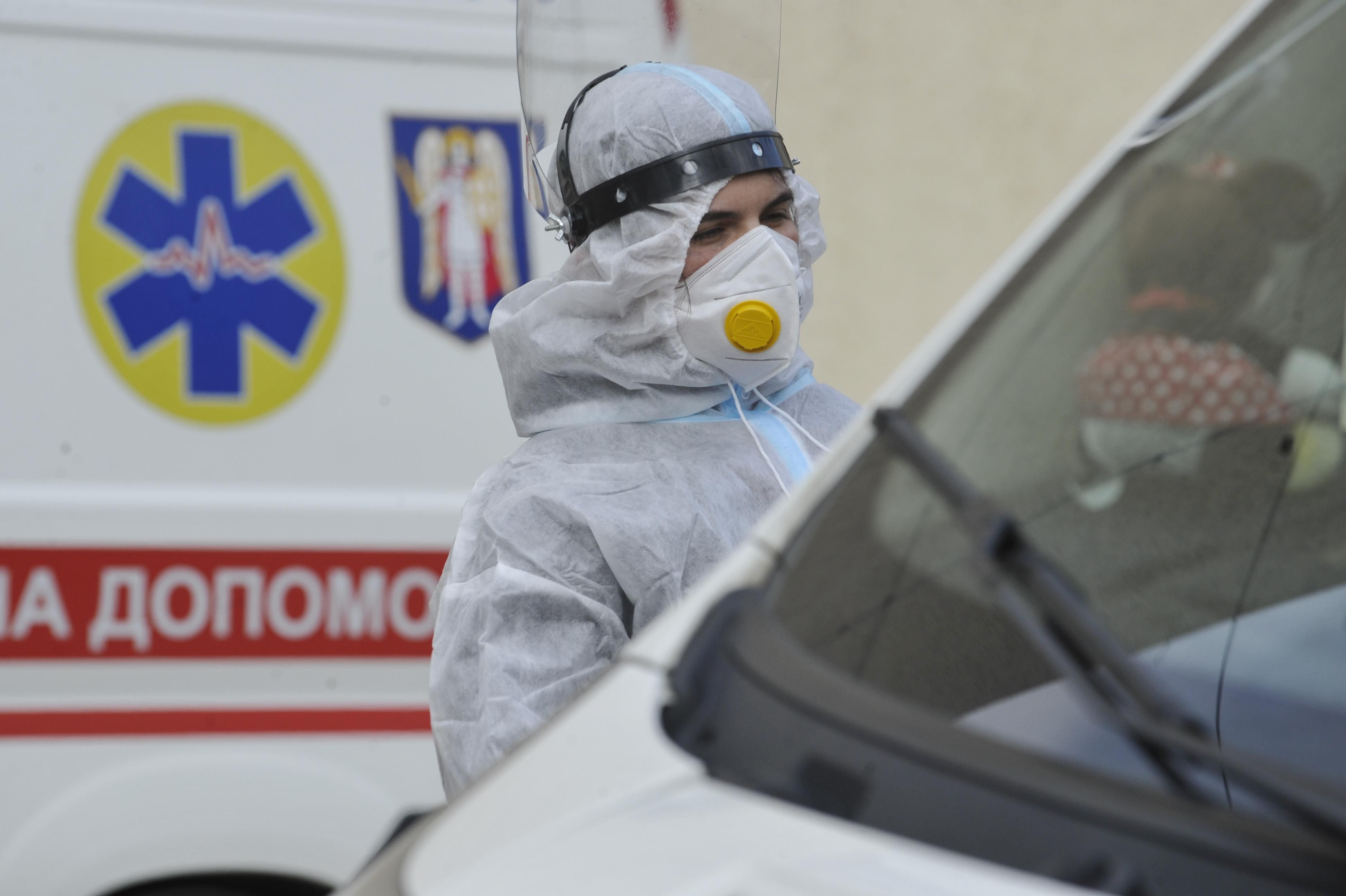 Главный санитарный врач прогнозирует в Украине четвертую волну коронавируса