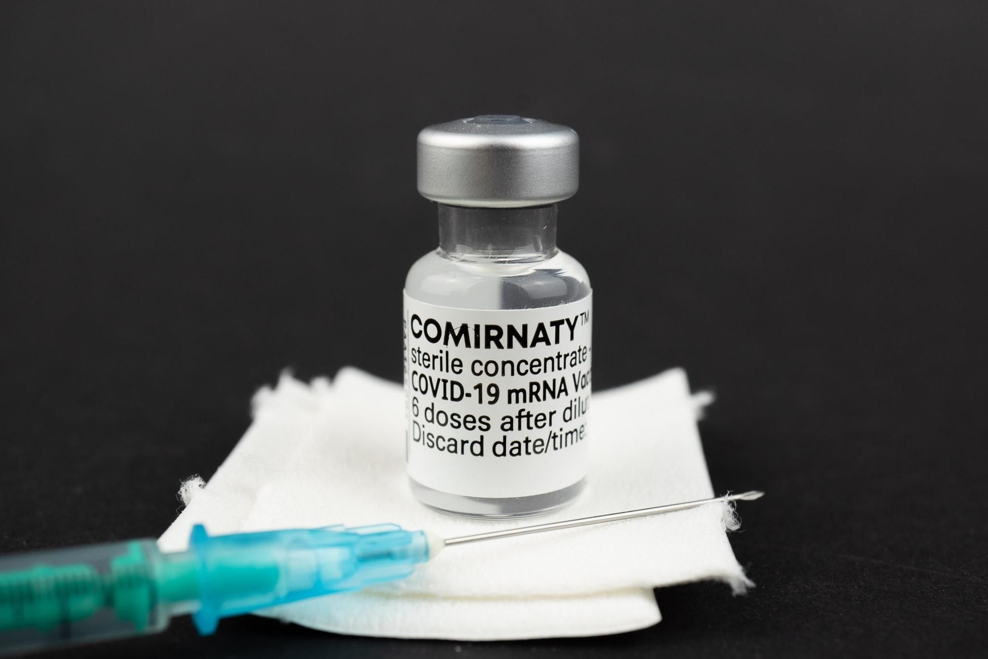 Что делать, если вас не записали на вторую дозу вакцины против COVID-19: объяснение Минздрава