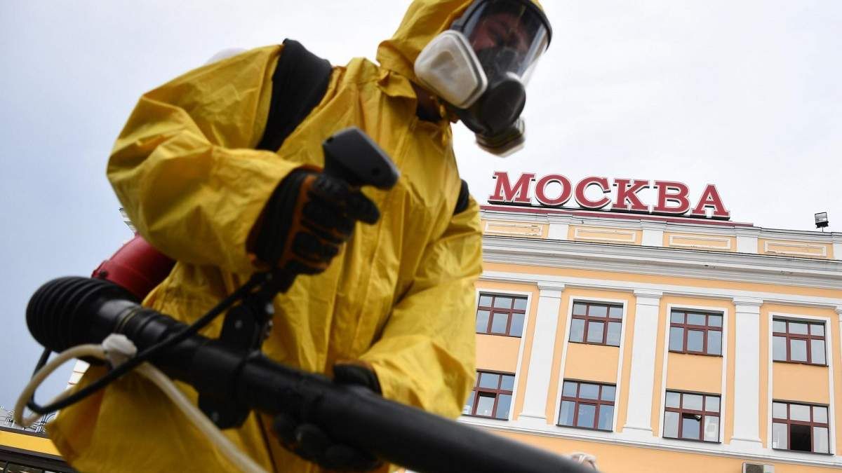 У Росії від COVID-19 померла рекордна кількість людей: у Москві критична ситуація У Росії від COVID-19 померла рекордна кількість людей: у Москві критична ситуація