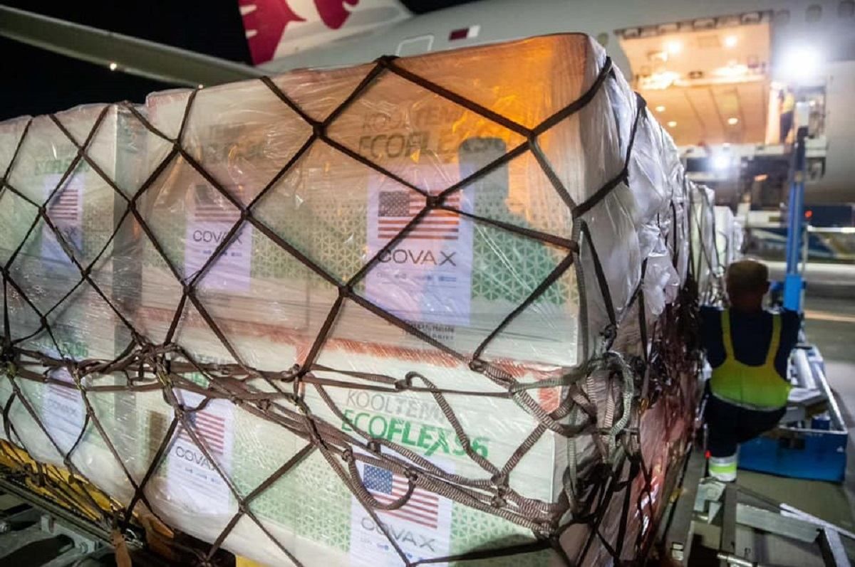 В Україну доставили Moderna: кого нею вакцинуватимуть В Україну доставили Moderna: кого нею вакцинуватимуть