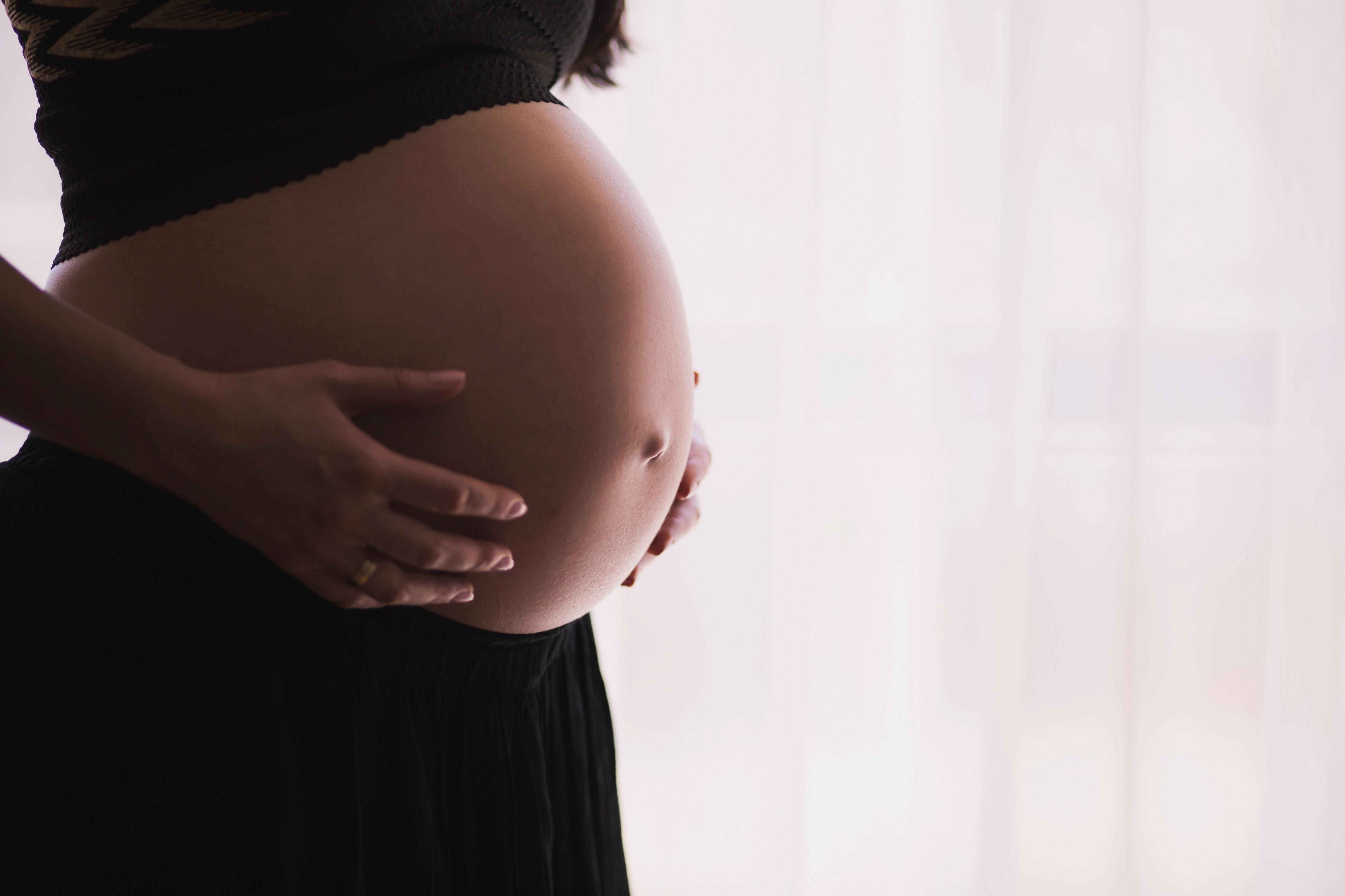 У ВООЗ оновили рекомендації щодо щеплення вагітних та годуючих матерів