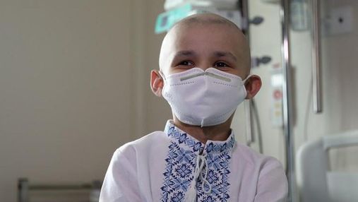 В Киеве полиция осуществила мечту мальчика: он лежал в больнице
