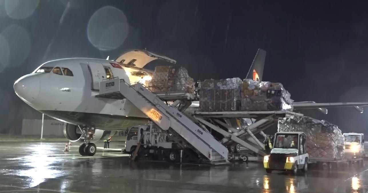 США подарували Грузії пів мільйона доз вакцини Pfizer США подарували Грузії пів мільйона доз вакцини Pfizer