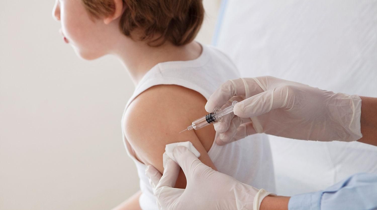 В Украине не успеют вакцинировать до конца года нужное количество детей: чем это грозит