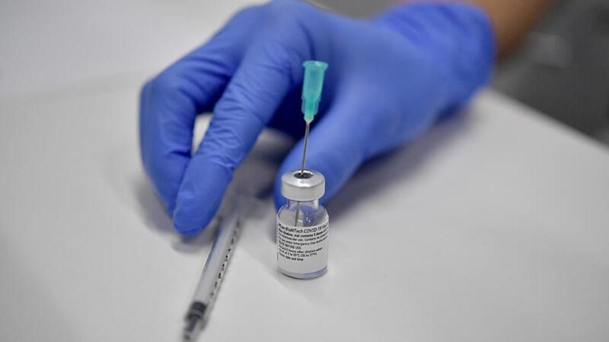 Украина получит полмиллиона доз вакцины AstraZeneca от Австрии