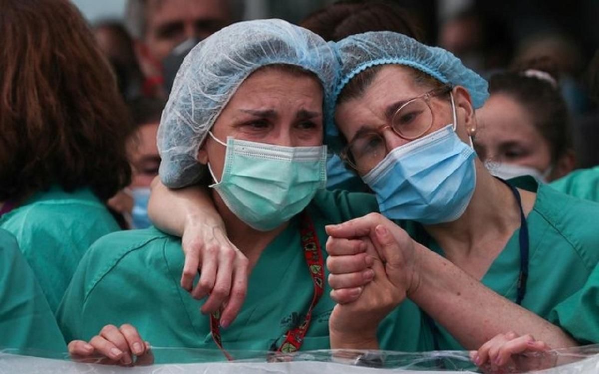 Другу добу поспіль хворих на COVID-19 в Україні перевалило за 2 тисячі - Новини Здоров’я
