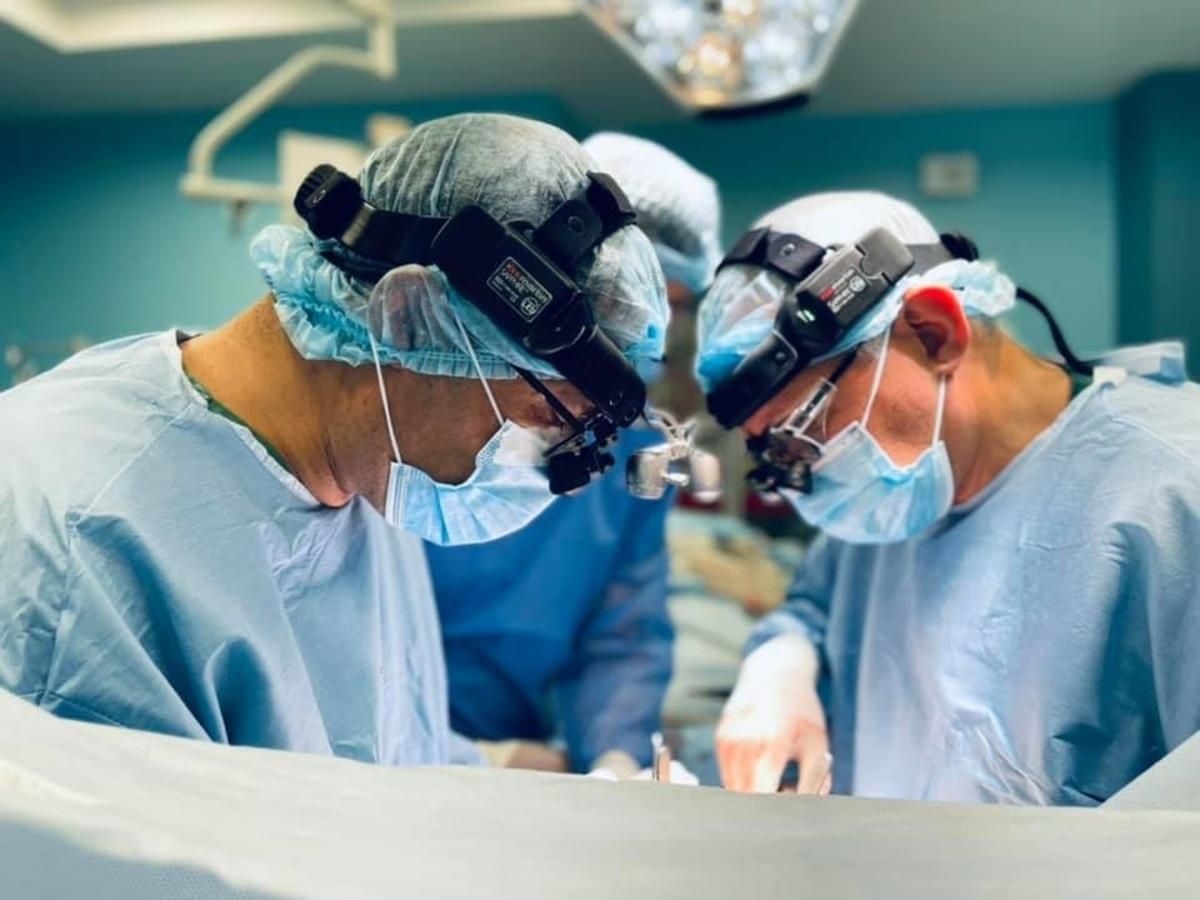 Две уникальные операции за день: во Львове пересадили сердце ребенку и легкие взрослому – фото