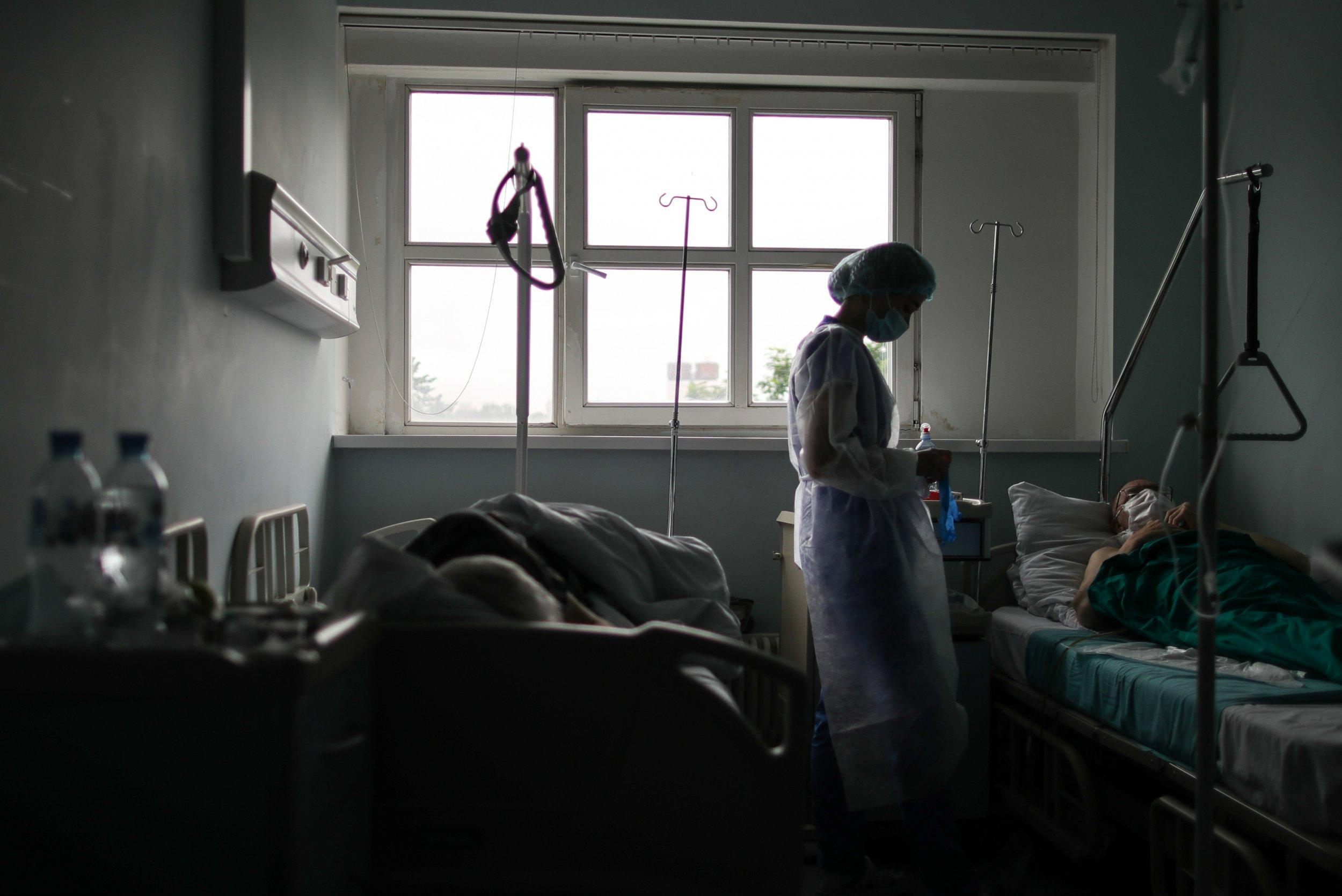 Городская больница Черновцов на 90% заполнена COVID-больными Городская больница Черновцов на 90% заполнена COVID-больными