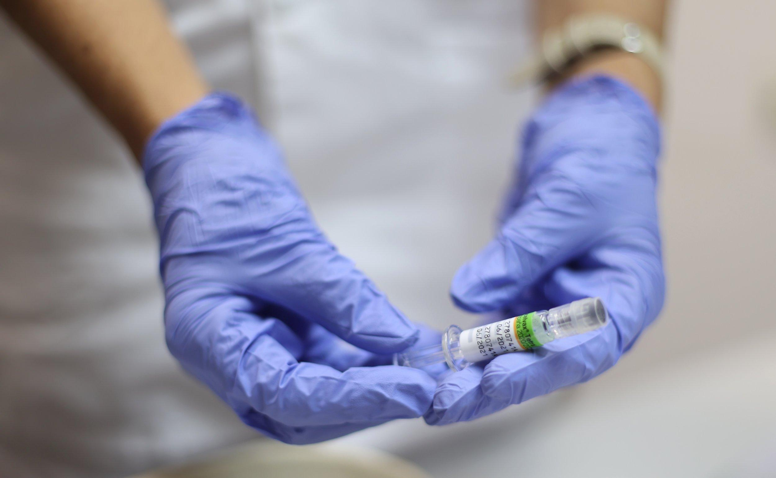 Вакцины предотвращают тяжелый COVID-19 даже от штамма Дельта