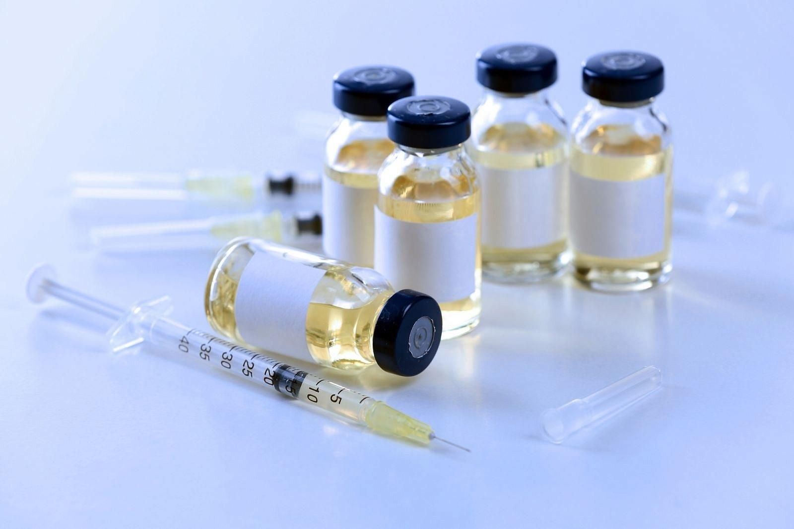 Зливають вакцину в умивальник за 2 тисячі: як медики підроблюють сертифікати вакцинації - Новини Здоров’я