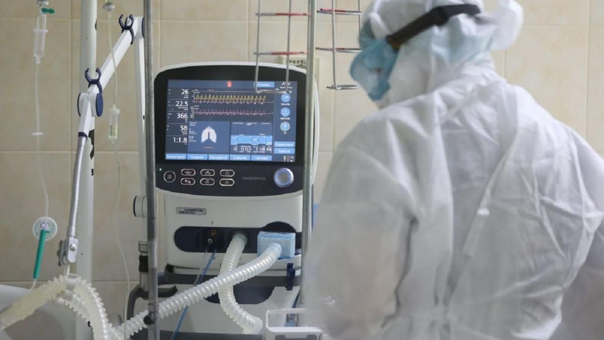 В Украине перегружены больницы больными коронавирусом: ситуация в областях