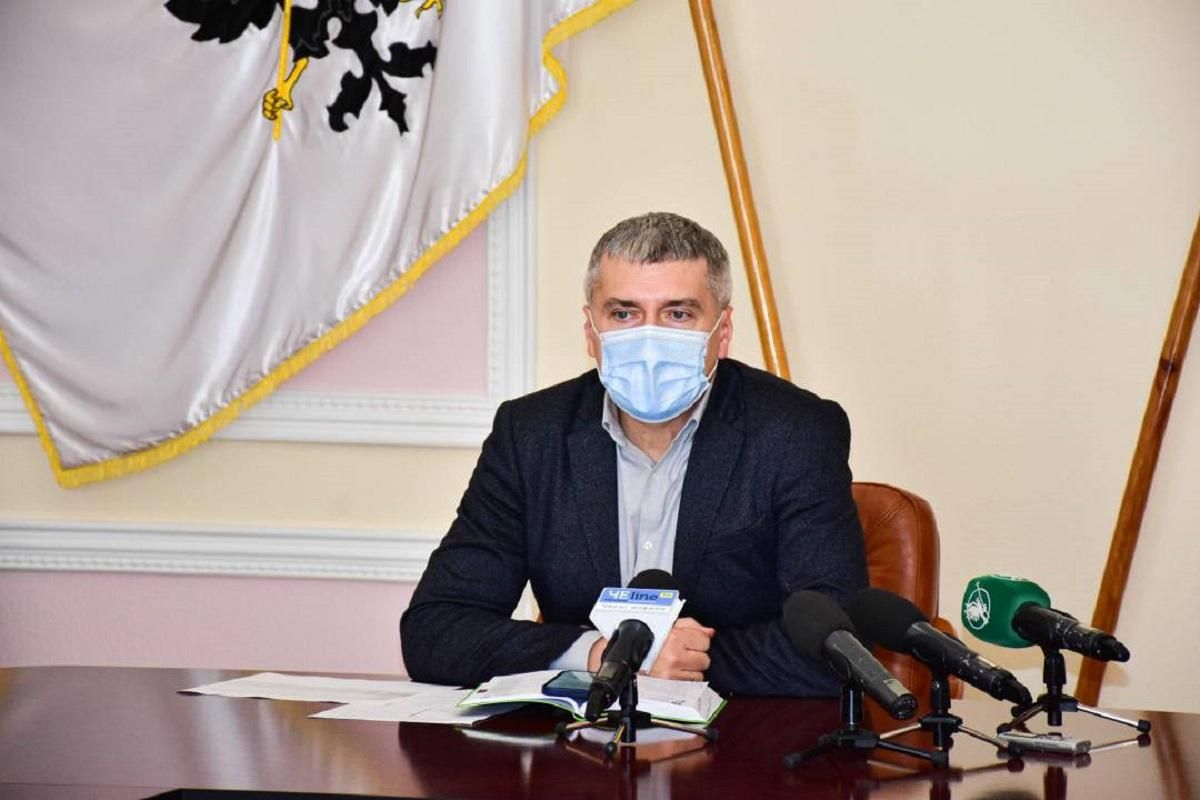 У Чернігів перестали постачати кисень для COVID-хворих – наявного вистачить на кілька годин - Новини Здоров’я У Чернігів перестали постачати кисень для COVID-хворих – наявного вистачить на кілька годин - Новини Здоров’я