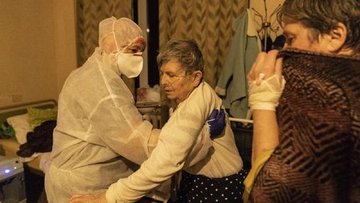 Коронавирус в Украине: более 23 тысяч новых больных и 720 смертей за сутки