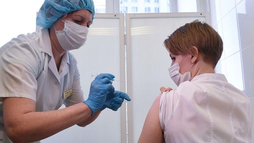 Уже четверть украинцев вакцинировались от коронавируса, – Ляшко