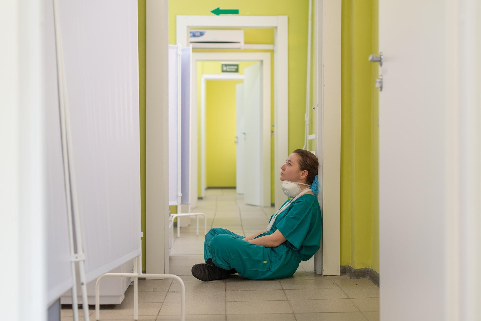 Снова в Украине больше инфицирований коронавирусом, чем выздоровлений