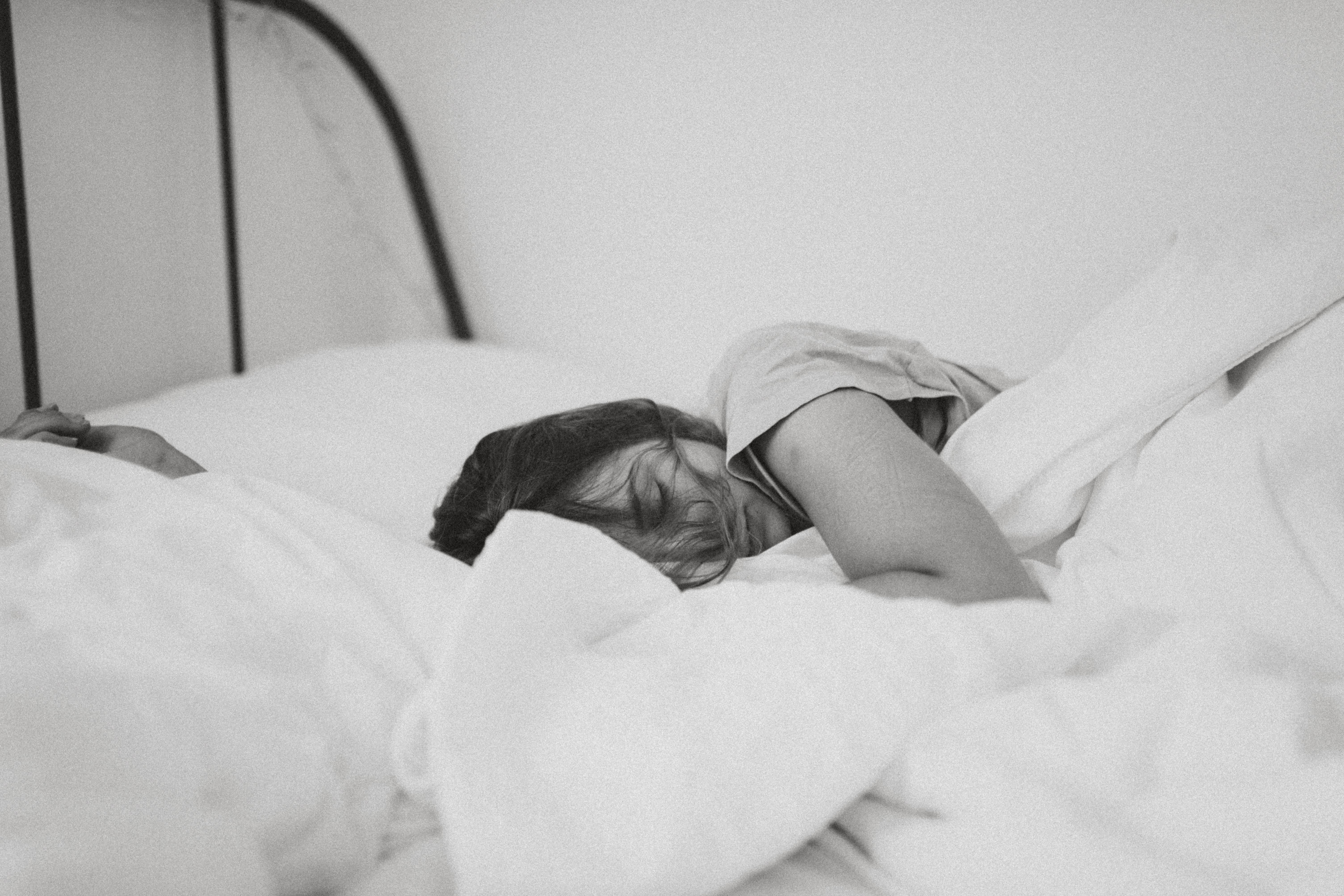 Через що буває важко заснути: вчені виявили, що може викликати проблеми зі сном - Здоровʼя 24