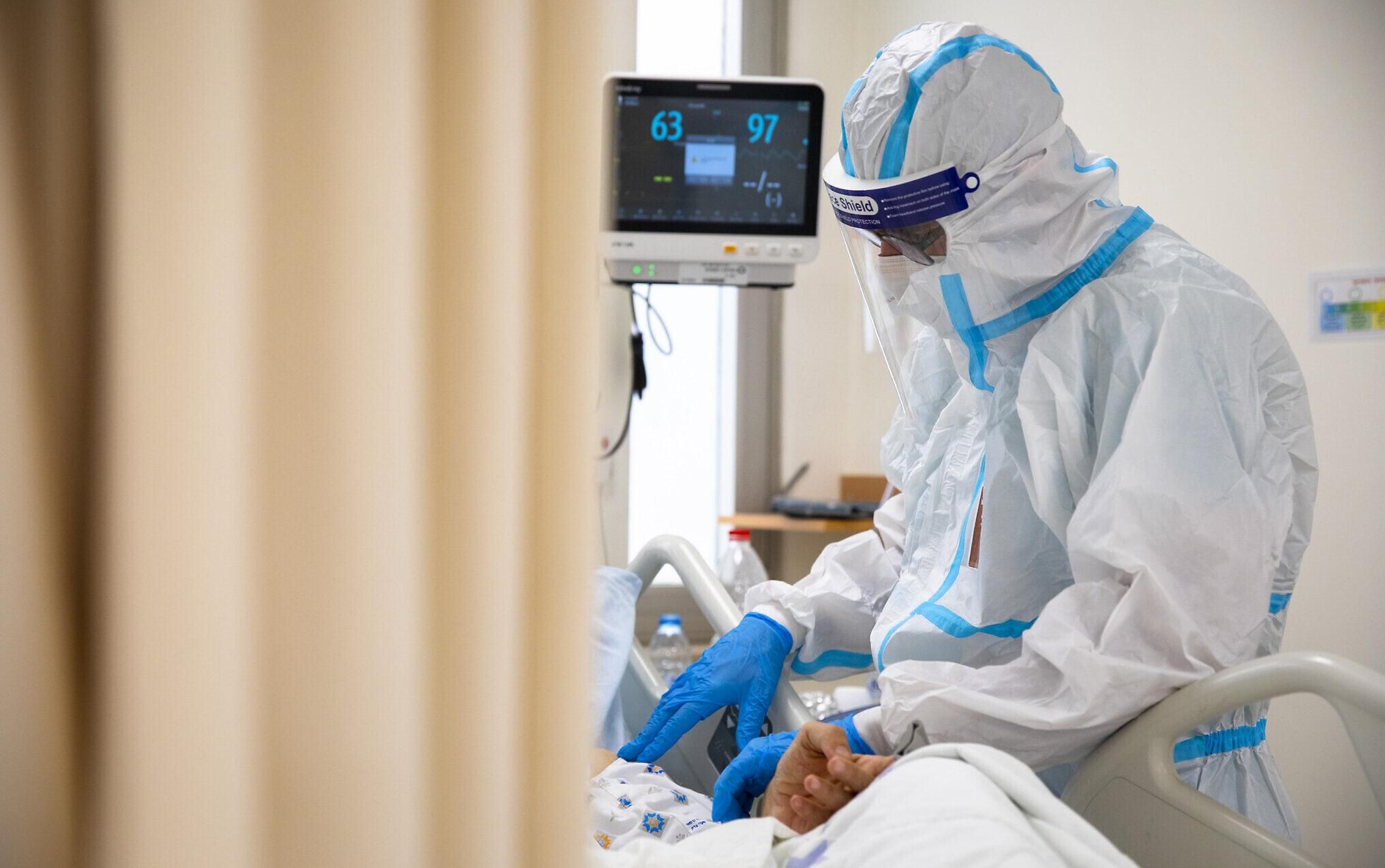 Ефект вихідних: хворих на СOVID вдвічі менше, у лікарнях – побільшало пацієнтів - Новини Здоров’я Ефект вихідних: хворих на СOVID вдвічі менше, у лікарнях – побільшало пацієнтів - Новини Здоров’я