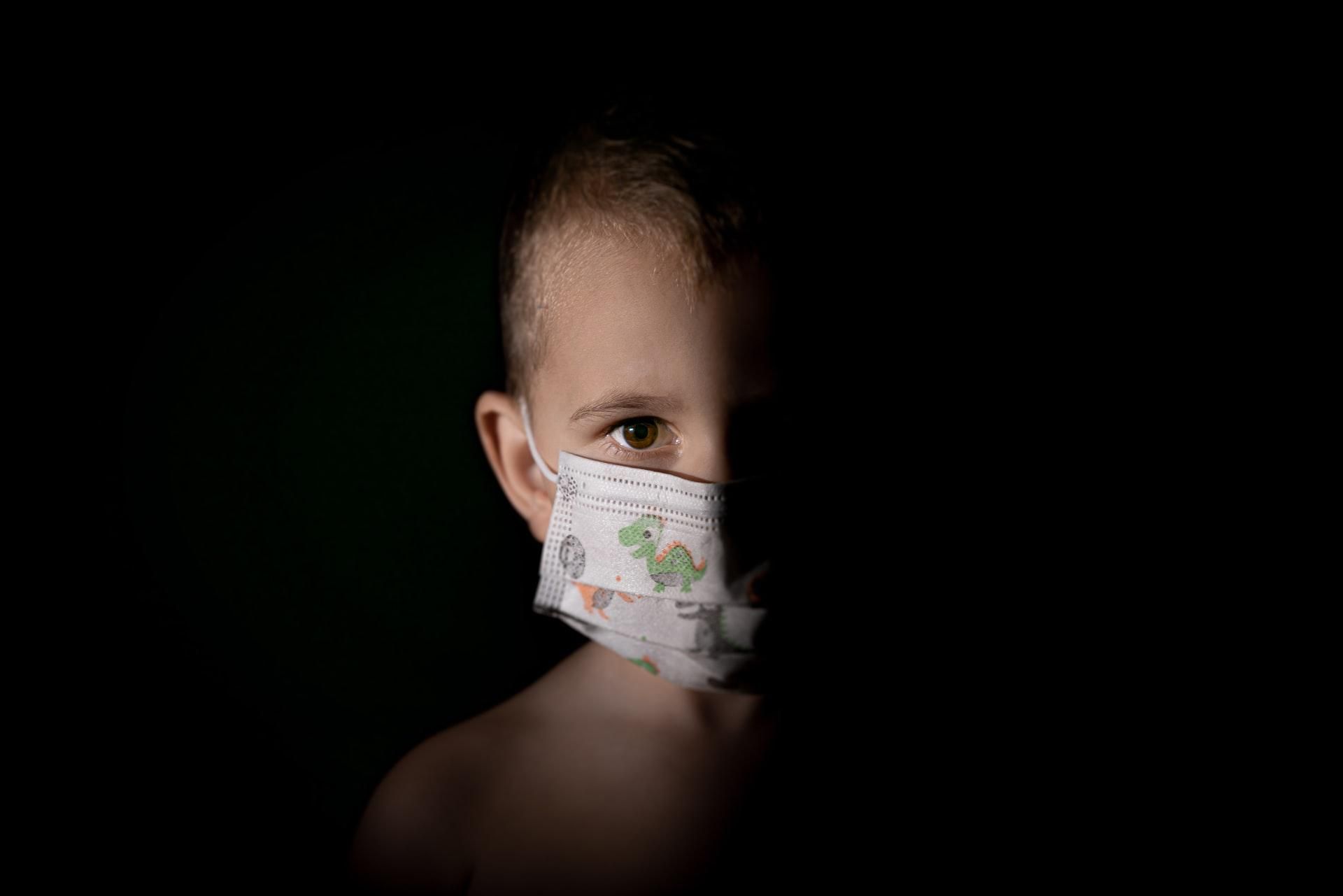 Некоторые дети имеют высокий риск осложнений коронавируса: в чем причина