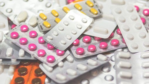 Україна закупить інноваційні ліки проти коронавірусу: що про них відомо