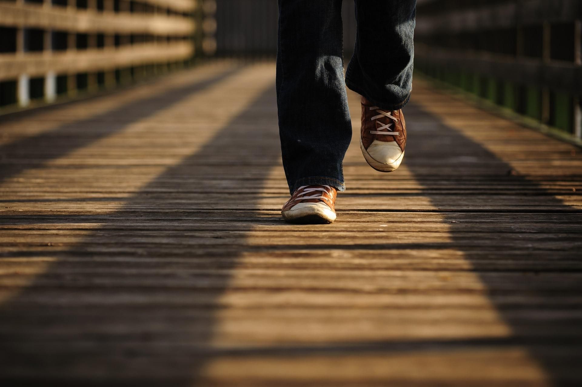 Неправильная ходьба может спровоцировать появление неизлечимой болезни