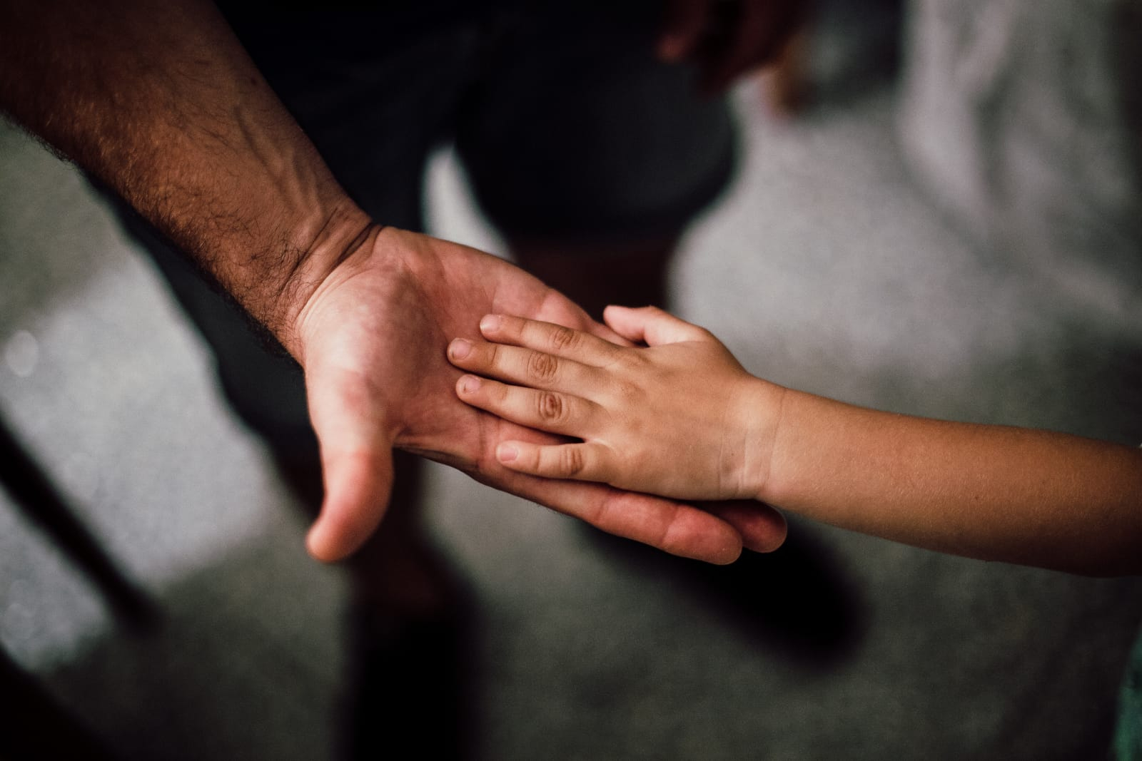 У Канаді суд заборонив невакцинованому батьку бачитись з сином - Новини Здоров’я