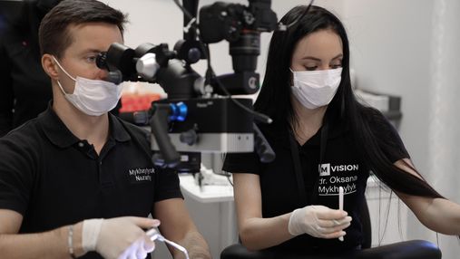 Стоматологи Назарий и Оксана Михайлюки провели обучающие курсы в Лас-Вегасе