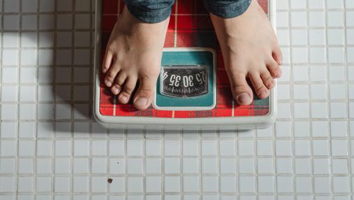 Як визначити, чи ваша вага в нормі та котролювати масу тіла