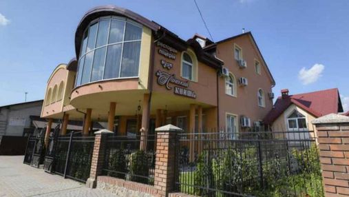 Сальмонельоз підхопили 16 людей: на Львівщині власнику ресторану повідомили про підозру
