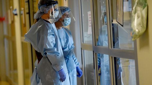 Новых больных коронавирусом в Украине стало меньше, но в больницах – более 3 тысяч человек