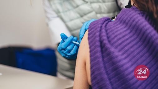 Скільки українців зробили щеплення проти коронавірусу та якими вакцинами