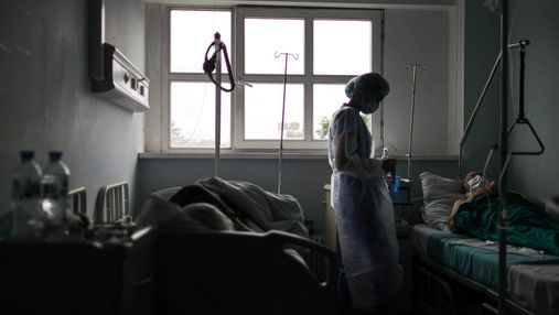 Кличко посетил столичную больницу, где спасают пострадавших в результате вражеских обстрелов
