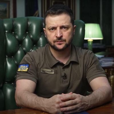 Зеленский отметил госнаградами еще 210 военных, капитана Сергея Пархоменко – посмертно
