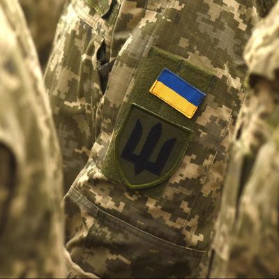 Украина военным путем может ставить на колени Россию, – Давидюк