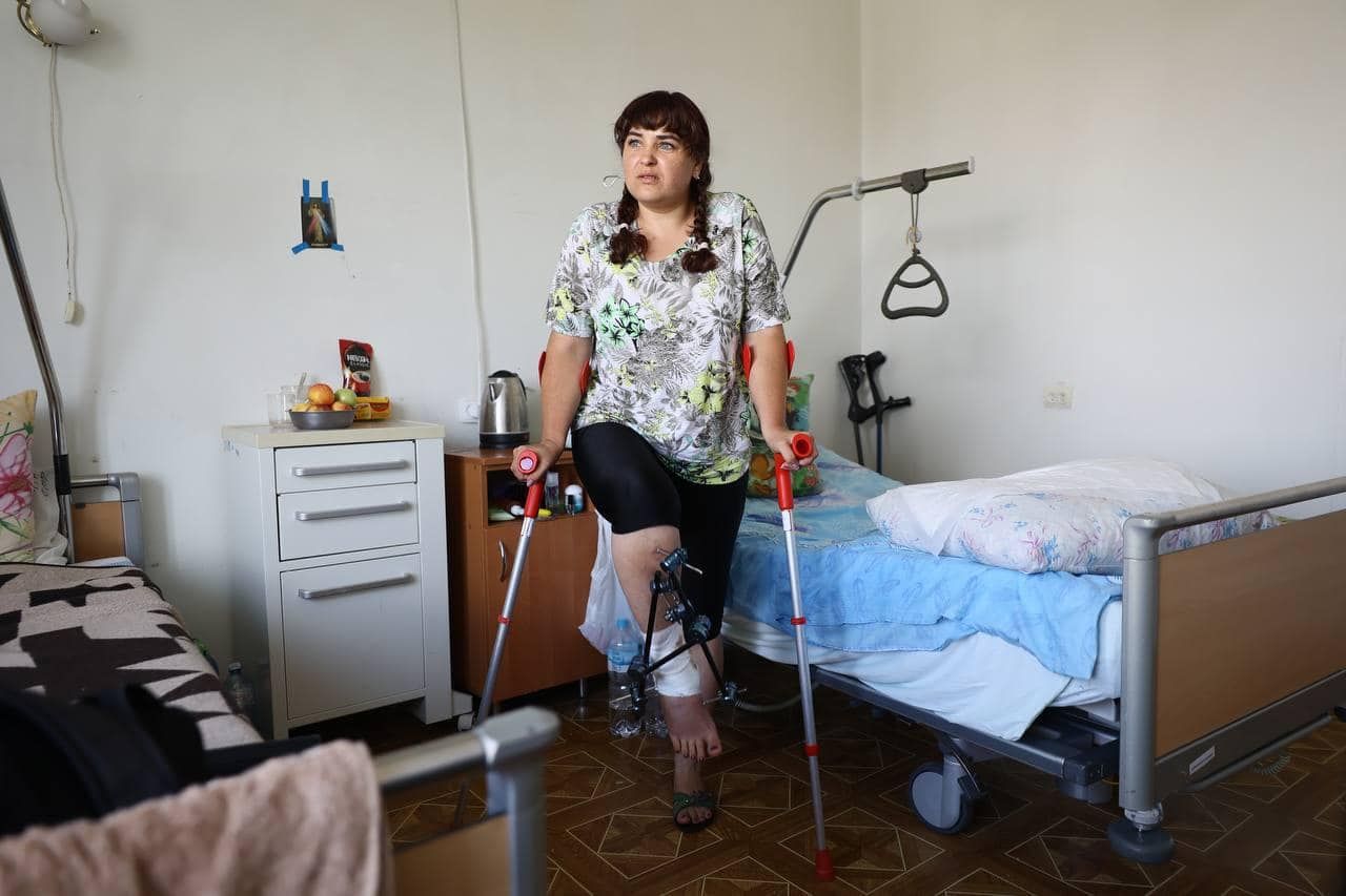 У Львові рятують жінку з Авдіївки - як лікарі рятують постраждалу від ракет 