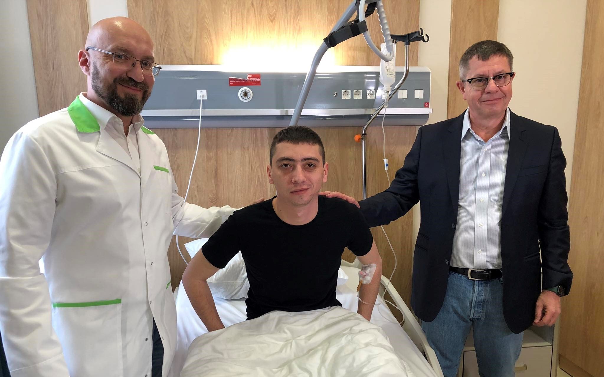 Остеоінтегративне протезування: відомий шведський хірург провів інноваційні операції в Україні - Здоровʼя 24