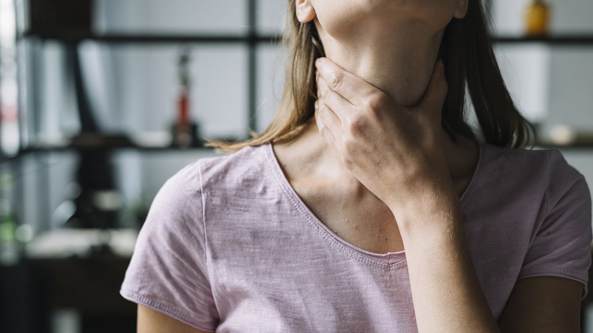 Болит горло и больно глотать: какие причины и как облегчить состояние - Здоровье 24